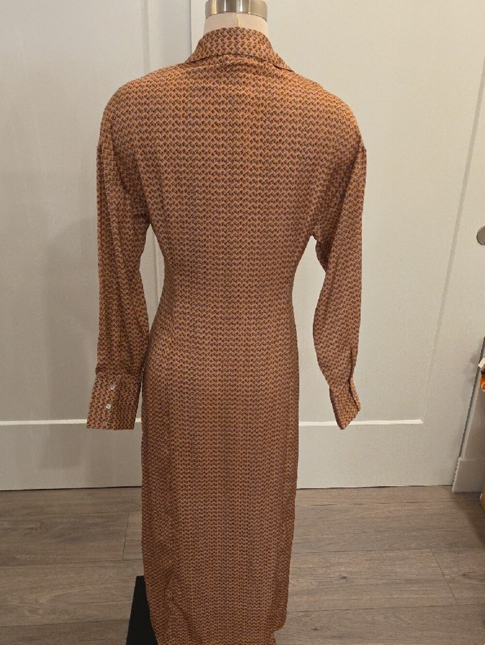 Zara women’s Satiny Button closure maxi Duster/Dress size XS new without tag - Picture 6 of 8